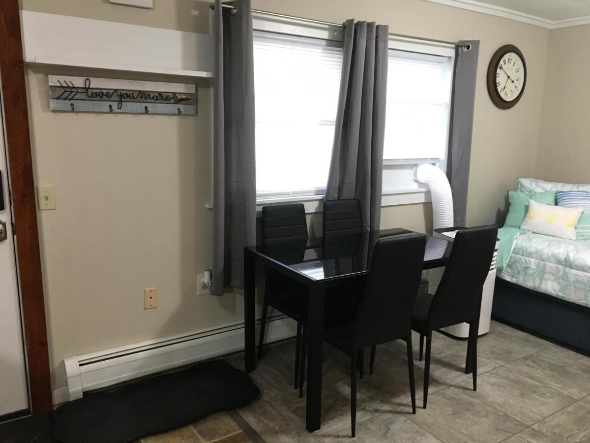 Just Like Being At Home- Newly Renovated Unit North Troy Exterior photo